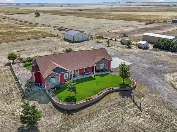 380 N Dutch Valley Road, Bennett, CO 80102