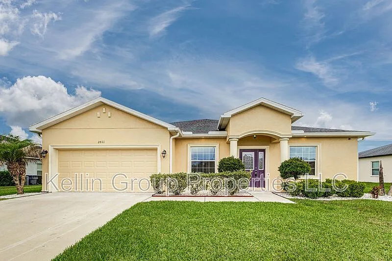 4 bed, 3.0 bath, 2120 sqft, $2,250 — Photo 3
