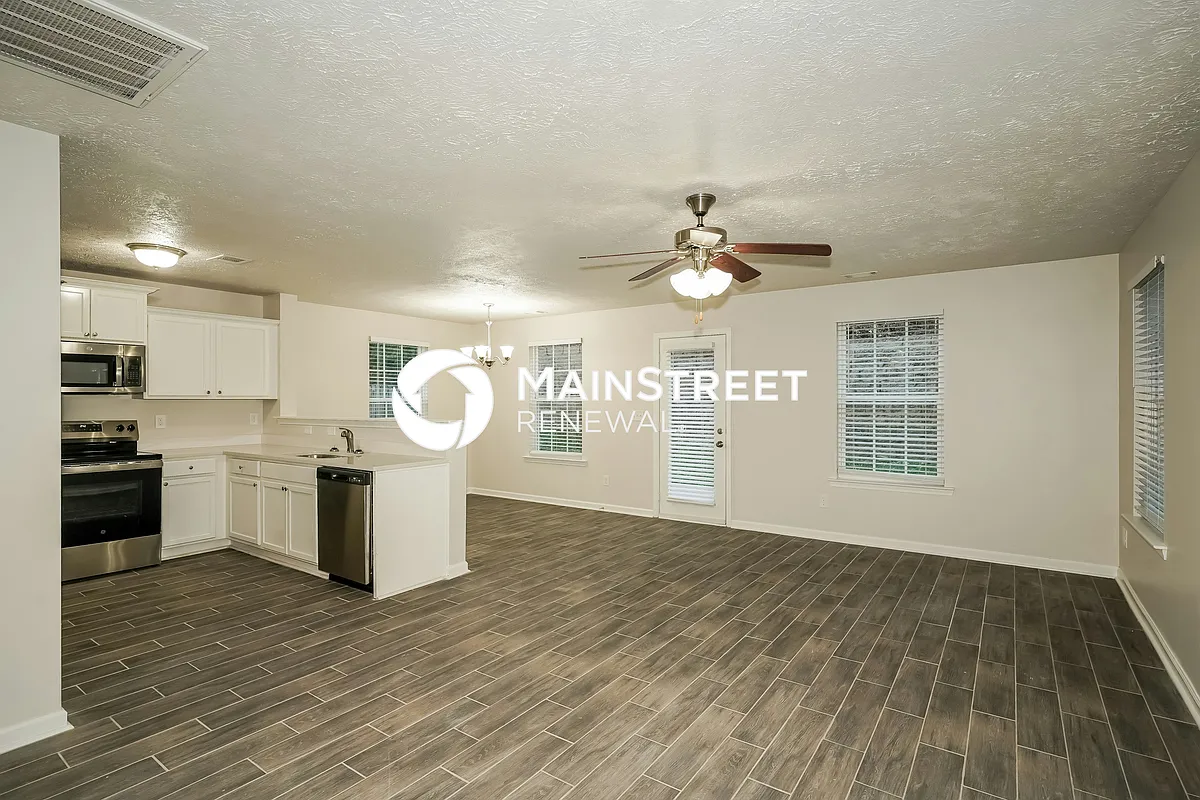 Living Room - 2562 Willowbranch Dr