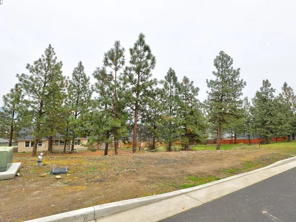 2425 W 15th St #34, The Dalles, OR 97058