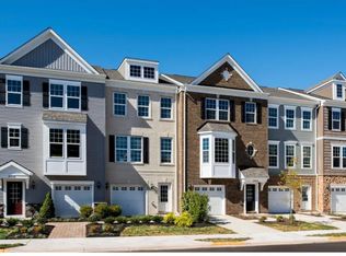 8885 Queensferry Rd, Manassas, VA 20112