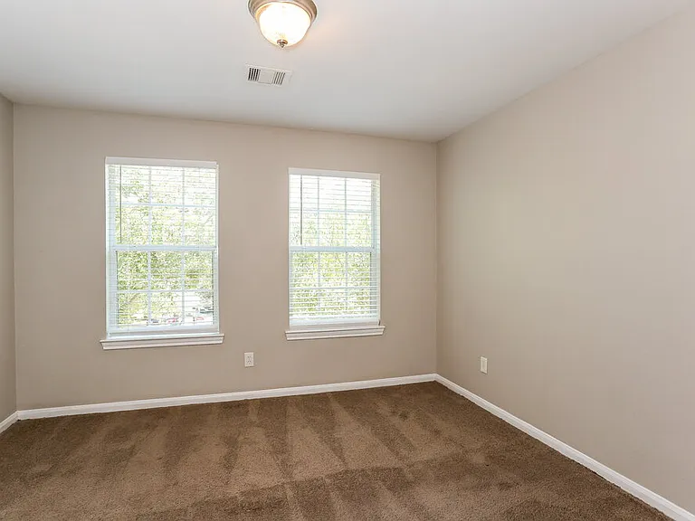 4946 S Cancun Dr — Photo 14