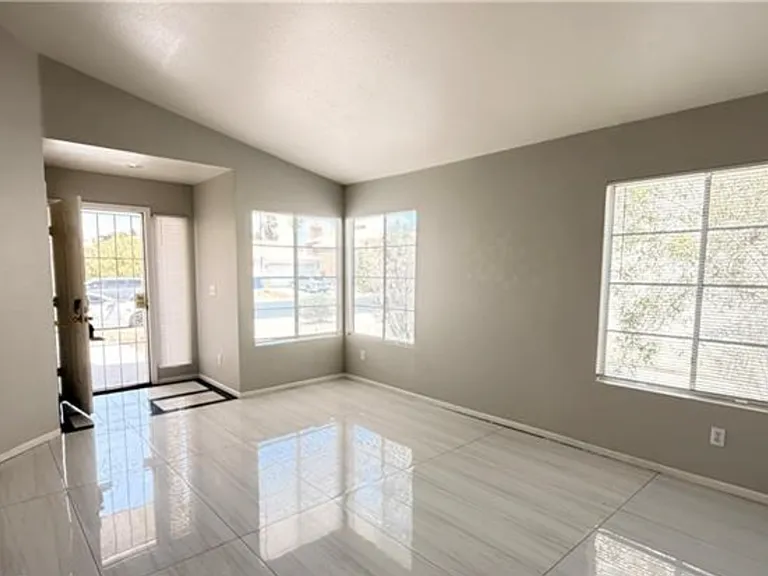 7220 Paradise Bay Dr — Photo 21