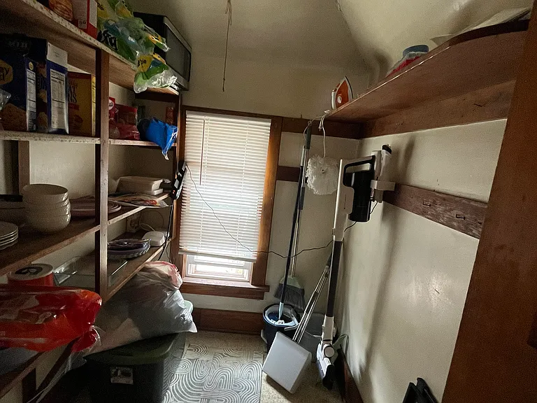 511 E Kearney St — Photo 12