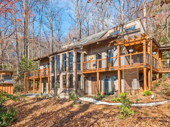 247 Blue Rock Rdg, Charlottesville, VA 22903