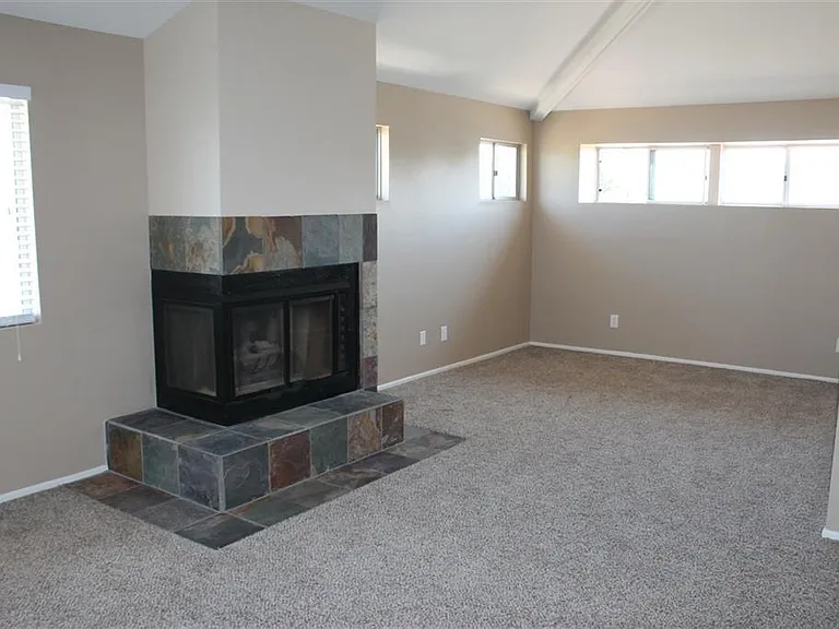Upstairs family room w/gas fireplace