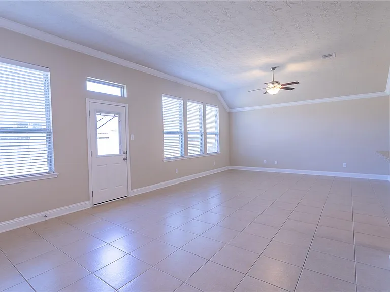 22314 Sheldonwood Ct — Photo 7