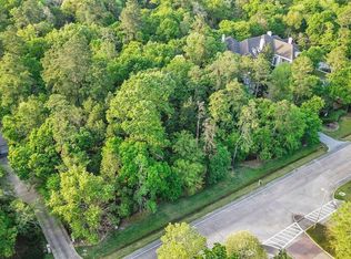 201 Grogans Point Rd, Spring, TX 77380