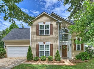9013 Whitetail Ct, Charlotte, NC 28269