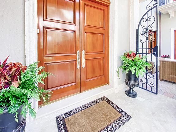 4th image of 351 Chilean Ave #351