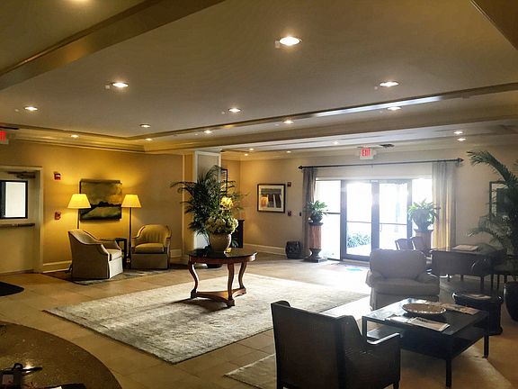 Adesso First Floor Lobby 2