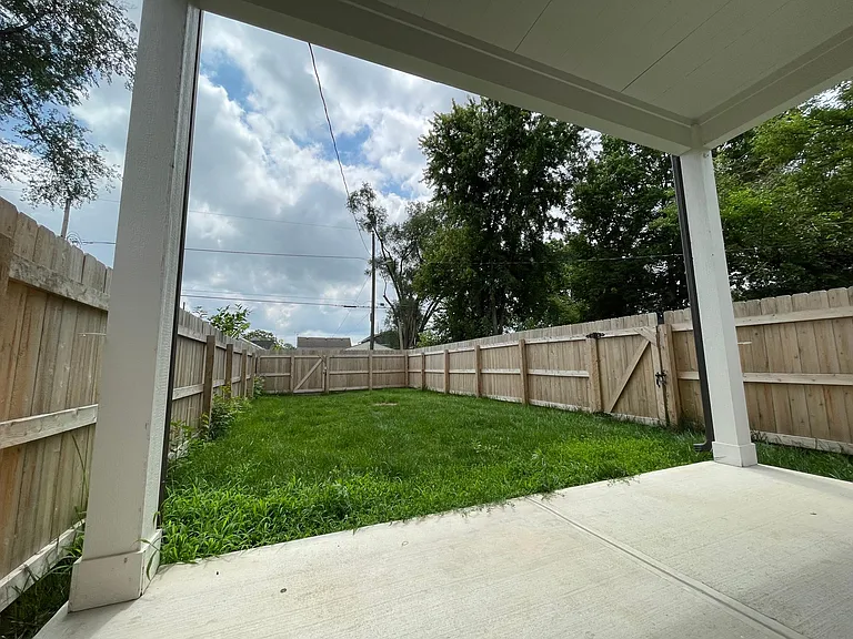 833 Birch Ave — Photo 33