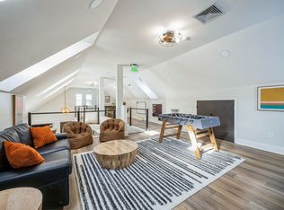 82 Brick Kiln Rd #2-105, Chelmsford, MA 01824