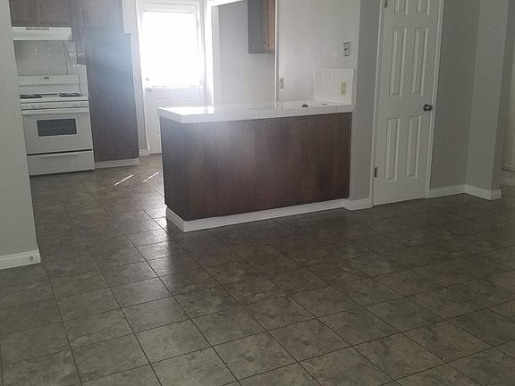 4th image of 227 E Harding Ave APT 1