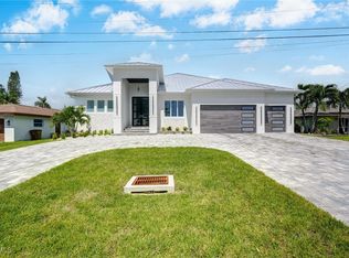809 Miramar Court Cpe, Coral, FL 33904