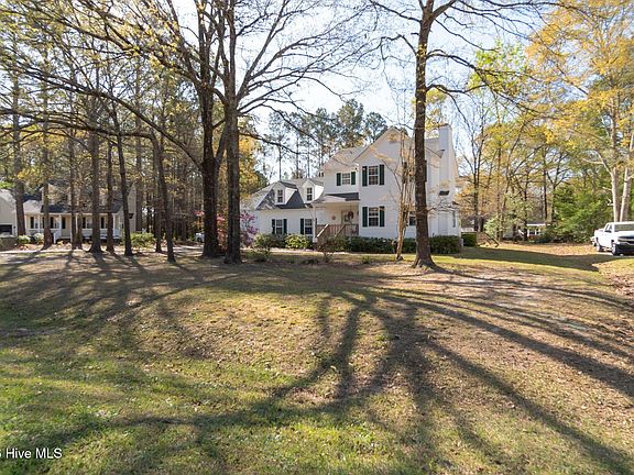 3rd image of 589 Deer Run Road