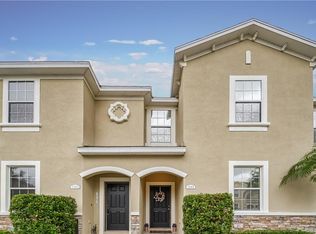1940 Greenwood Valley Dr, Plant City, FL 33563