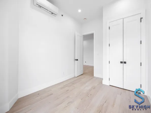 56-34 Myrtle Avenue image 9 of 11