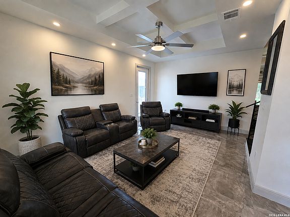 4th image of 5322 Brisa Estate