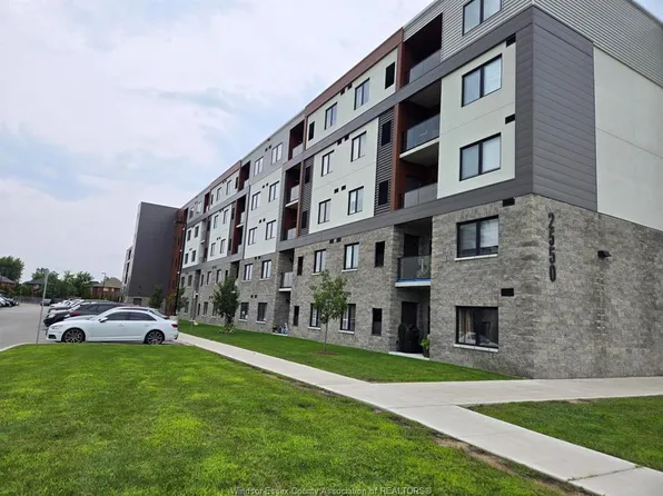 2550 Sandwich West Pkwy #108, Lasalle, ON N9H 0N4