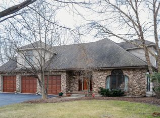 475 Jennifer Ln, Grayslake, IL