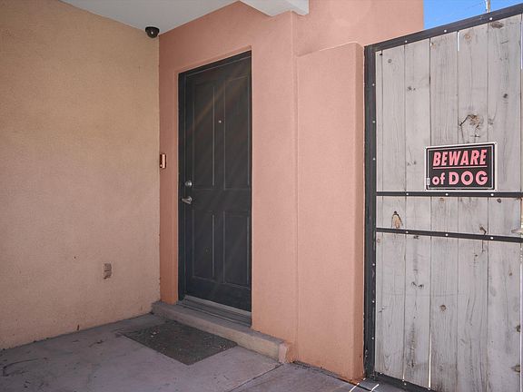 3rd image of 506 Coal Ave