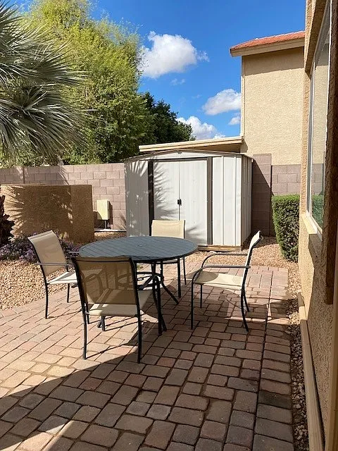 3 bed, $4,000 — Photo 4