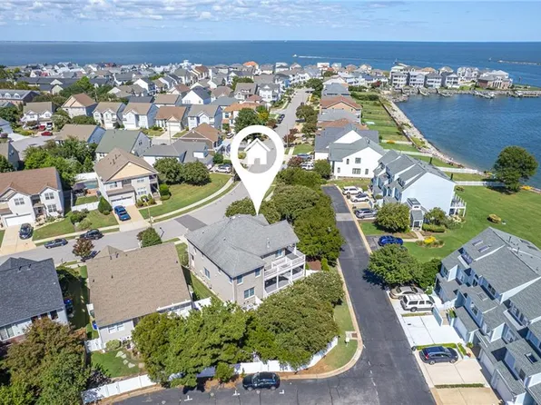 9570 Bay Point Dr, Norfolk, VA 23518