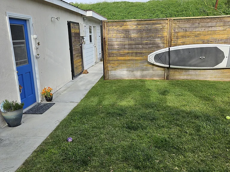 Firmona Ave — Photo 1