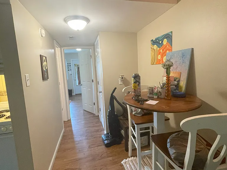 2200 S Illinois Ave #13 — Photo 5