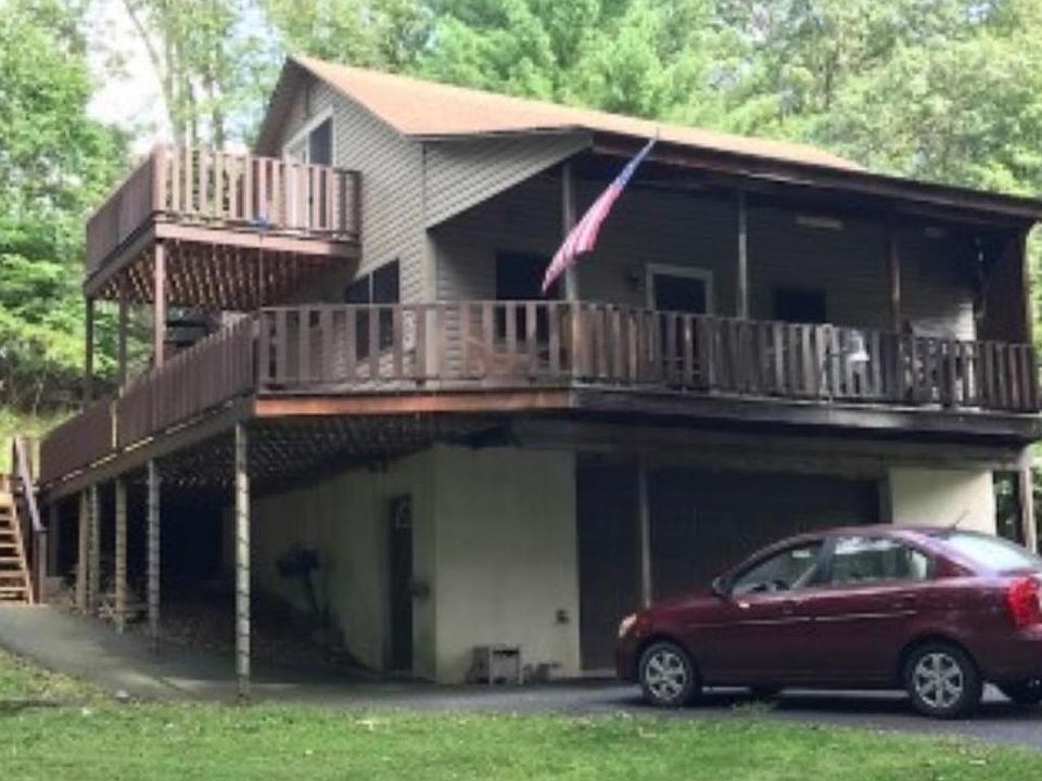 1st image of 799 Cherokee Dr