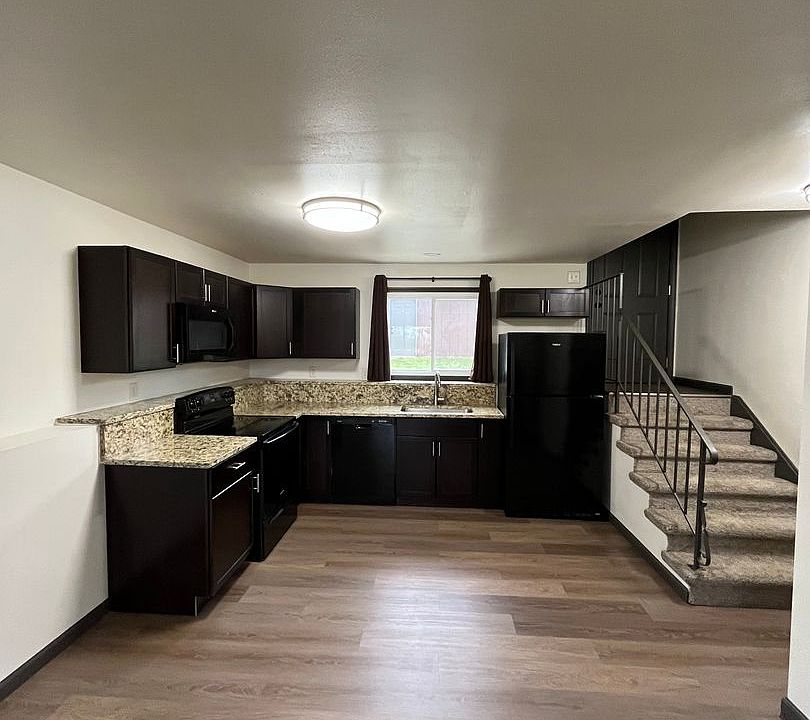 1st image of 545 Sandra Ln APT 4