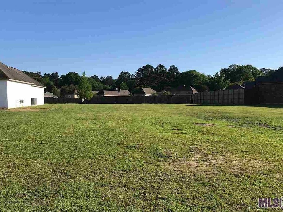 1st image of 12663 Three Lakes Dr