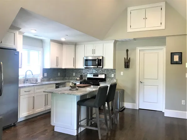 27 Albion St #3, Somerville, MA 02143