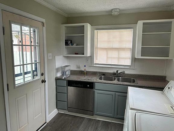 3rd image of 3554 Tutwiler Ave