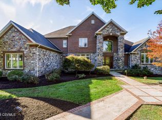 205 York Rd, Lewisburg, PA 17837