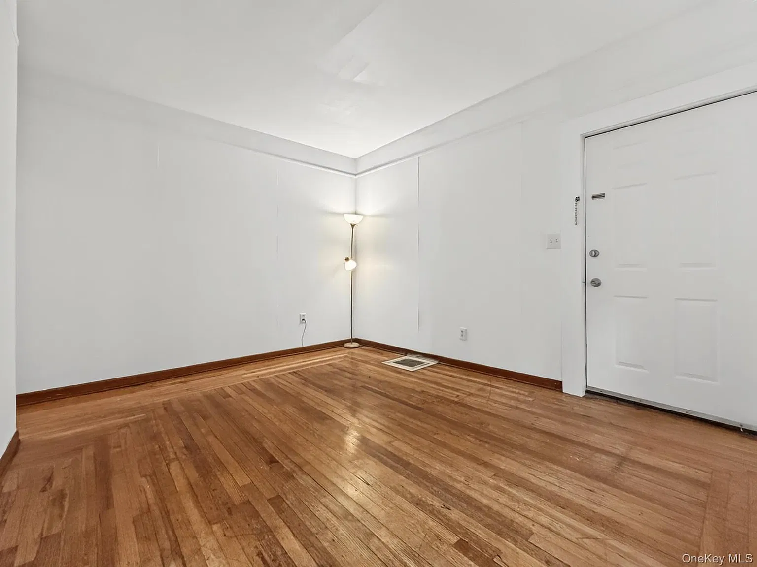 1 bed, 1.0 bath, 680 sqft, $1,500 — Photo 3