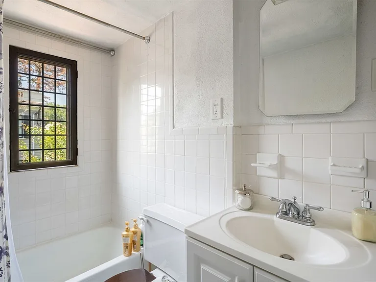 86 Garden St #86 — Photo 12