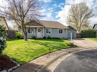 2004 Lara Ln, Central Pt, OR 97502