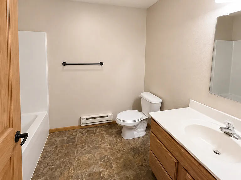 Berry Pointe Luxury Apartments — Photo 20