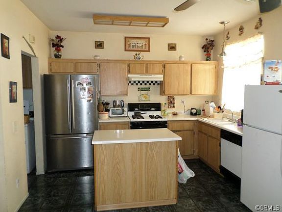 5th image of 16233 Breezewood St