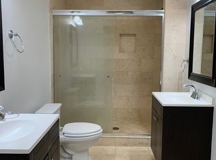 8730 Charleville Blvd APT 202, Beverly Hills, CA 90211