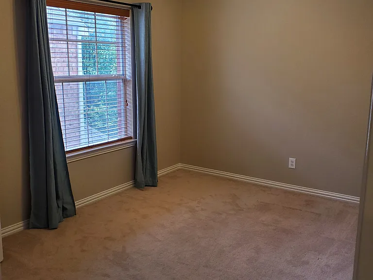 532 Silver Maple Dr — Photo 12