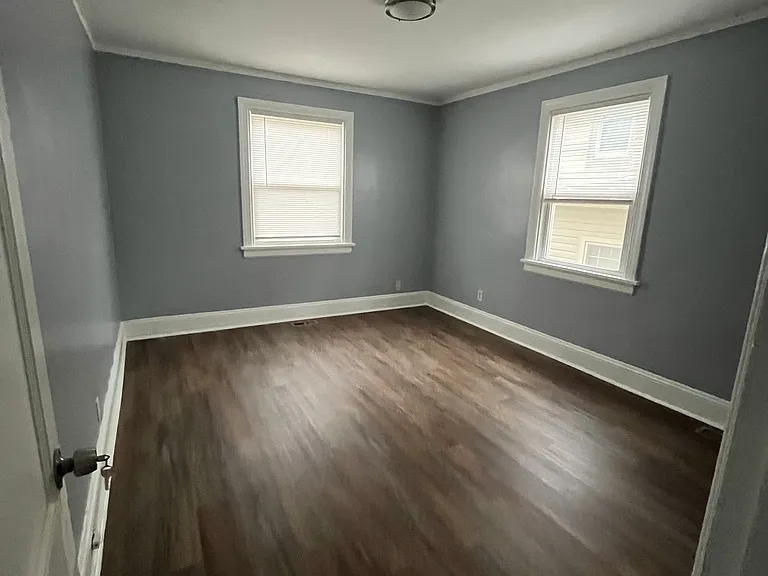 2117 Kent St — Photo 6