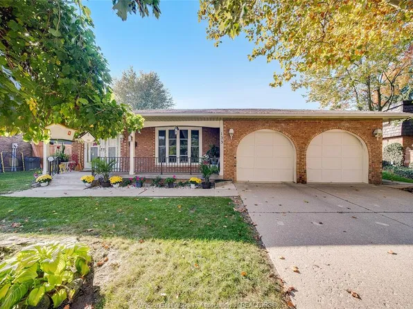 135 David Cres, Tecumseh, ON N8N 2Z4