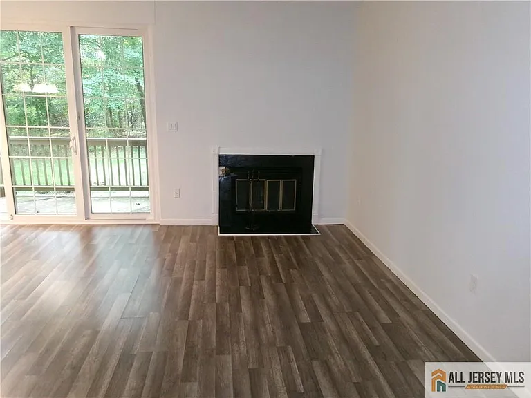 4261 Bayberry Ct — Photo 21