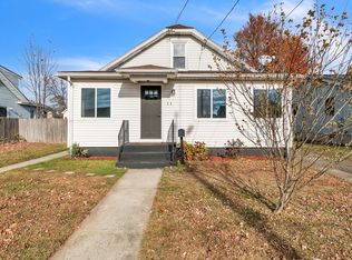 11 Sullivan St, Chicopee, MA 01020