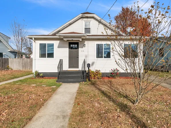 11 Sullivan St, Chicopee, MA 01020