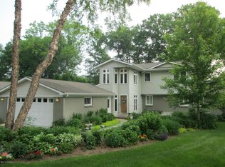 3486 Goodwood Dr SE, Grand Rapids, MI 49546