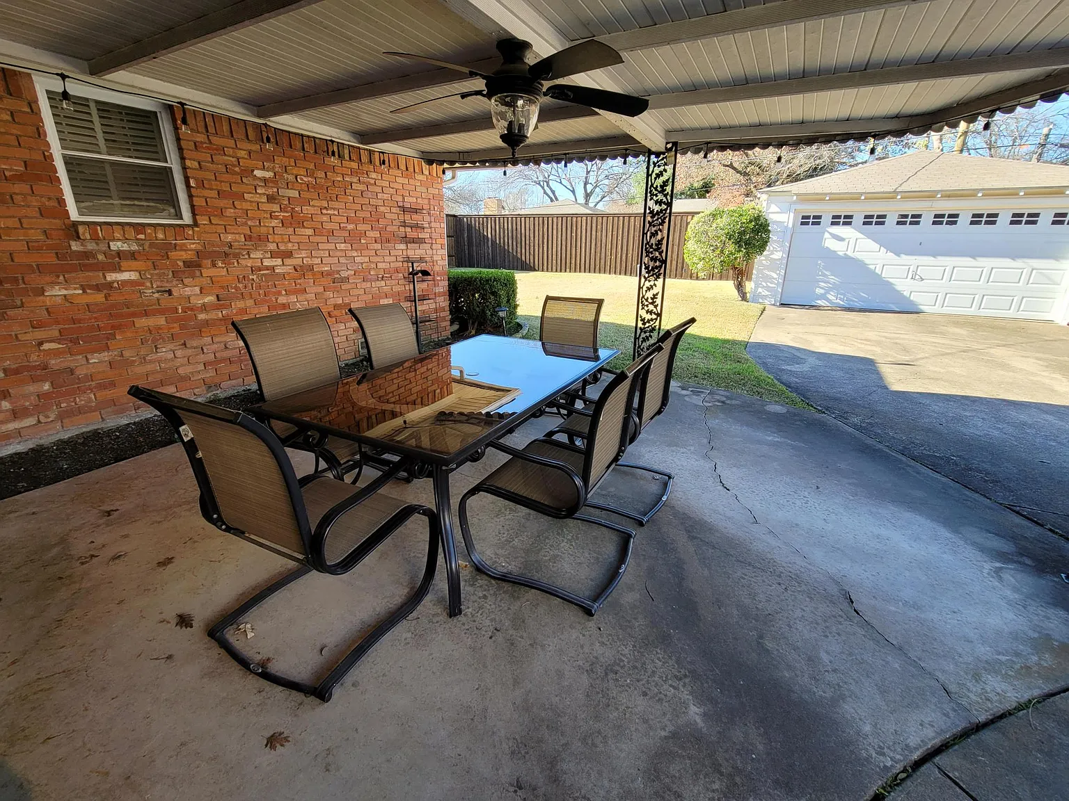 3 bed, 1577 sqft, $3,200 — Photo 3